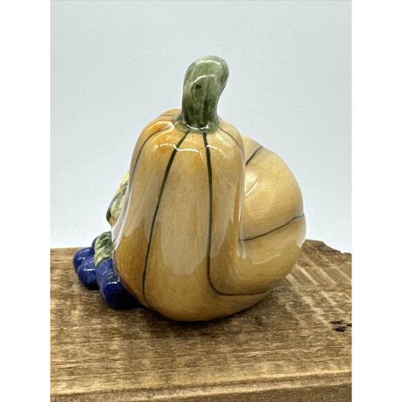 Vintage Gourd Pumpkin Salt & Pepper Shakers Thanksgiving Fall Table Decor  Spice - Picture 3 of 15